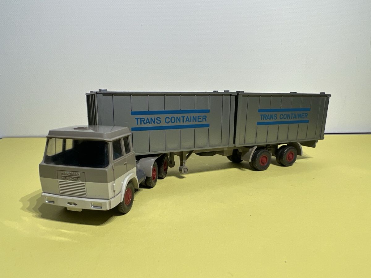 Wiking Modellini d'auto: Wiking Hanomag-Henschel Trans Container in 1/87 – Usato da Weinfelden venduto da Kammerflimmern 1