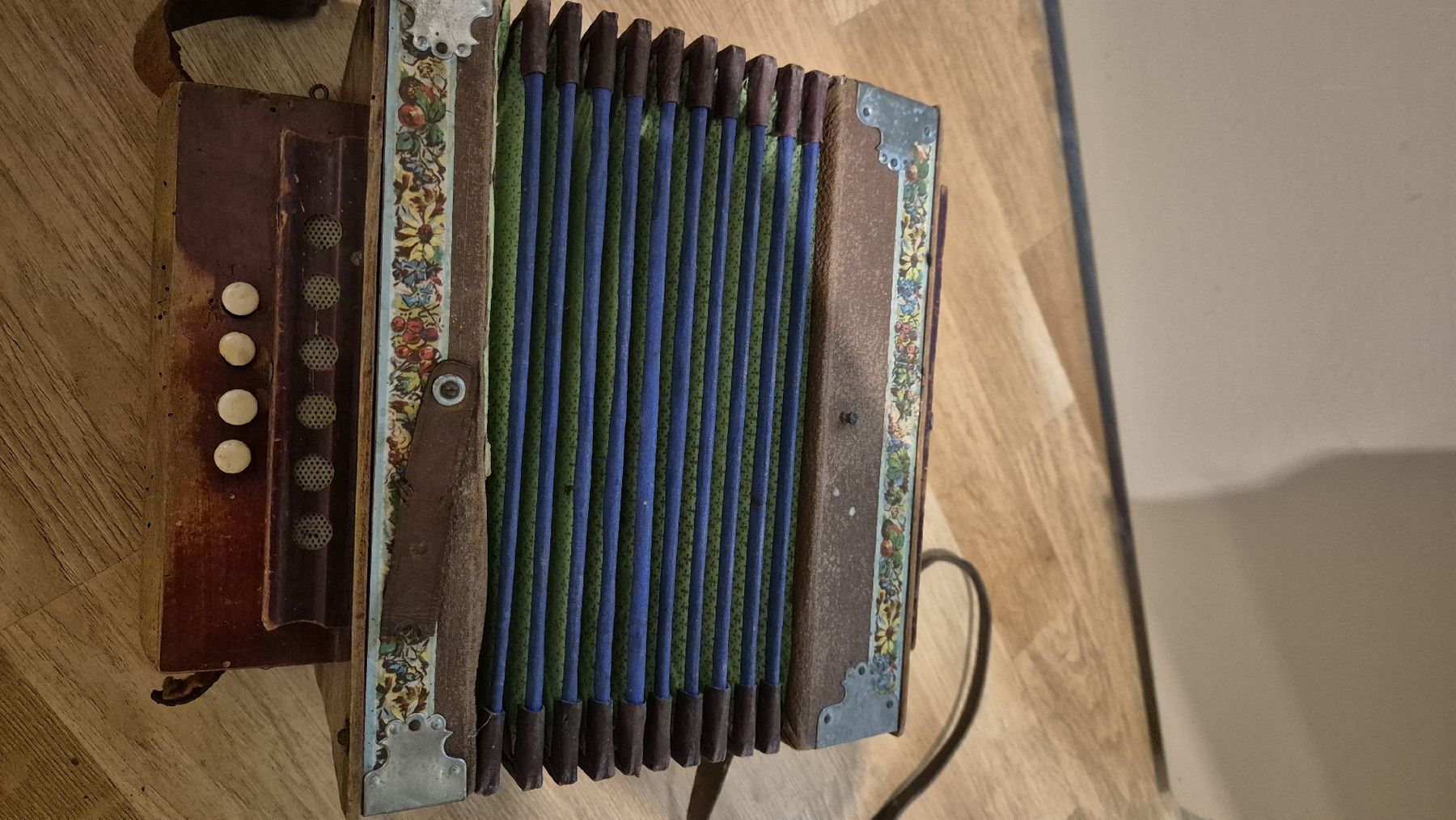 Strumenti musicali: Alte Schweizer Orgele Defekt – Usato da Rämismühle venduto da beni0010 1