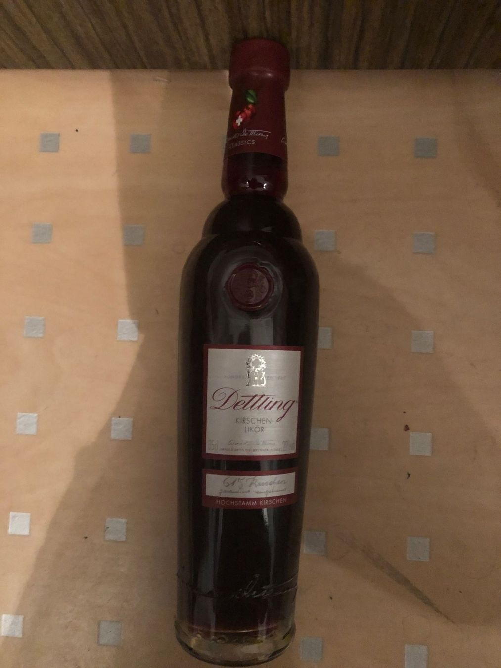 Bevande alcoliche: DETTLING KIRSCHENLIKÖR 35cl – Nuovo e nell'imballaggio originale da Wald ZH venduto da mlnt