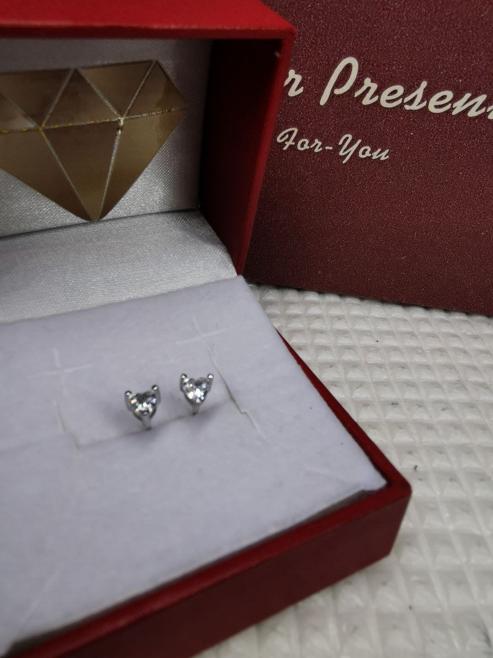 Ohrringe & -stecker: Boucles d'oreille argent avec zircons – Neu und originalverpackt aus Reconvilier von Tsma67 5