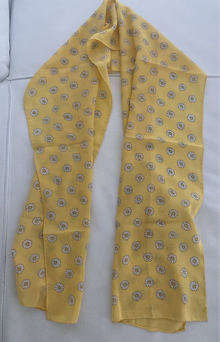 Foulard & Sciarpe: Seiden Schal 🌸 – Usato da Opfikon venduto da Luis144 1