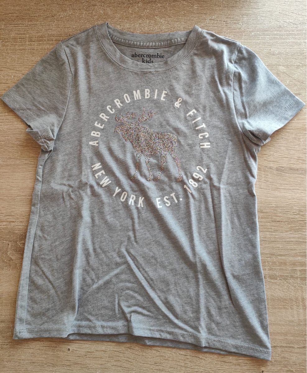 Abercrombie Camicie, T-shirt & Polo: Abercrombie T-Shirt, Grösse 110/116 – Usato da Kleinandelfingen venduto da les_gb7w 1