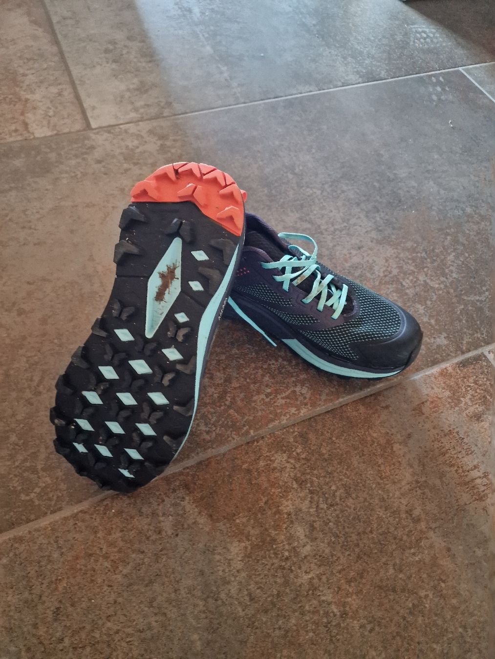 North Face Scarpe da donna: The North Face VECTIV  – Usato da Sigriswil venduto da Fischli_3600 1