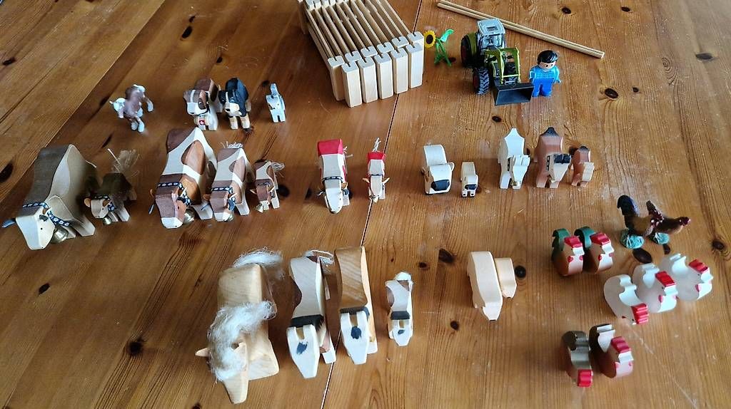 Giocattoli: Bauernhof Stall mit Tieren – Usato da Schlatt TG venduto da Amaresto 4