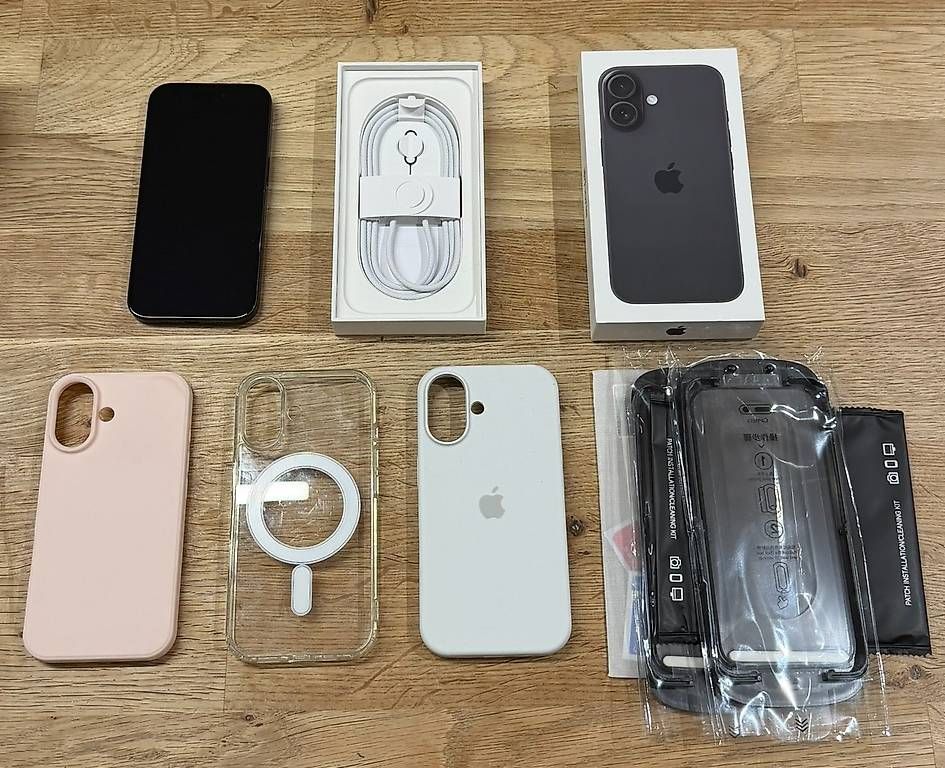 Apple Telefoni cellulari / Smartphones: iPhone 16  512 GB  Schwarz – Usato da Bottmingen venduto da cinchispa 2