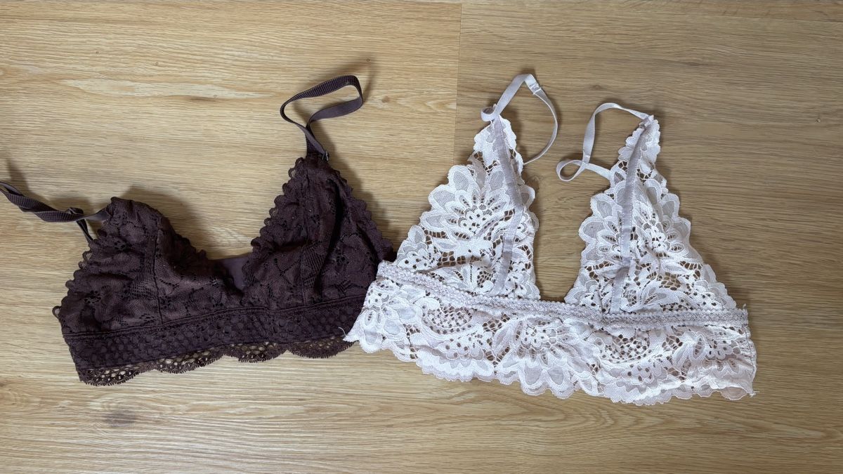 Altra biancheria intima: Zwei schöne Spitzen-BHs – Usato da Roggwil BE venduto da R..