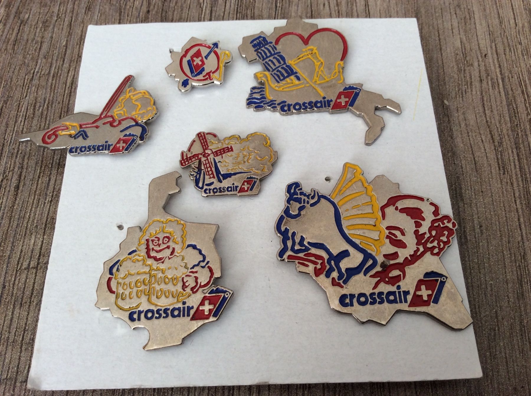 Crossair Placchette & Badge: 6 Pins Crossair – Usato da Triesen / Liechtenstein venduto da Edgardo55