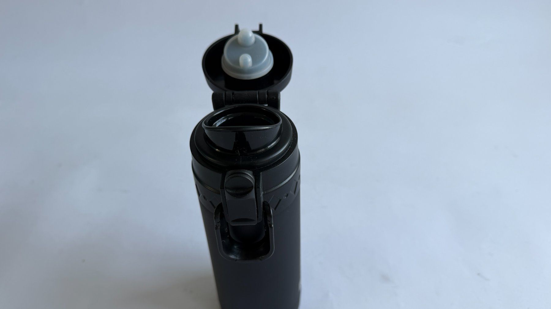 Trinkflaschen & Thermosflaschen: Hochwertige isolierte Thermosflasche 0.35l – Neu (gemäss Beschreibung) aus Huttwil von Thoste 4