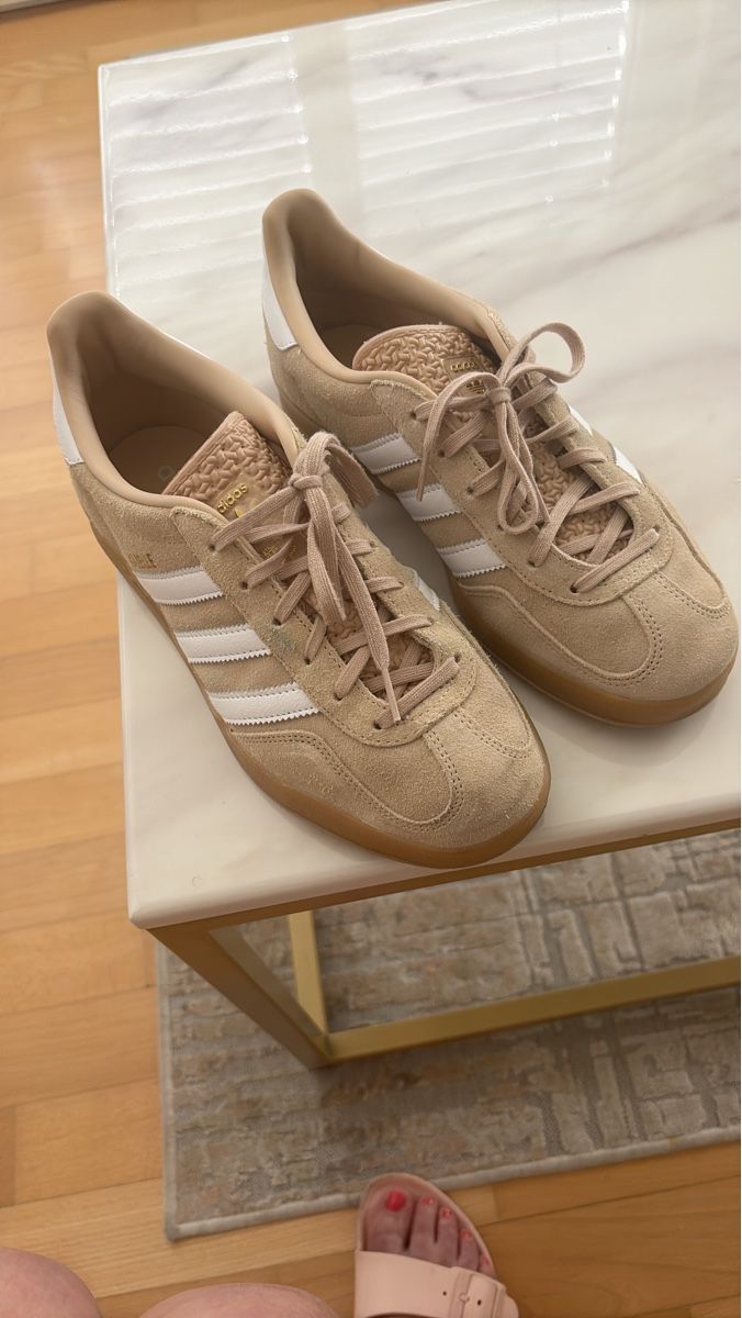 Adidas Damenschuhe: Adidas Gazelle  – Gebraucht aus Küsnacht ZH von Shassy