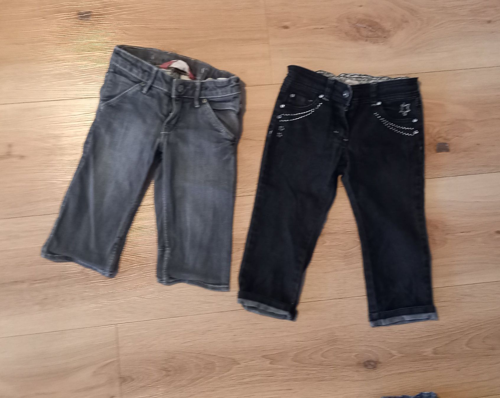 Lotti & Set di vestiti: Kleider set Grösse 128 – Usato da Lützelflüh-Goldb venduto da Punktesammler 2