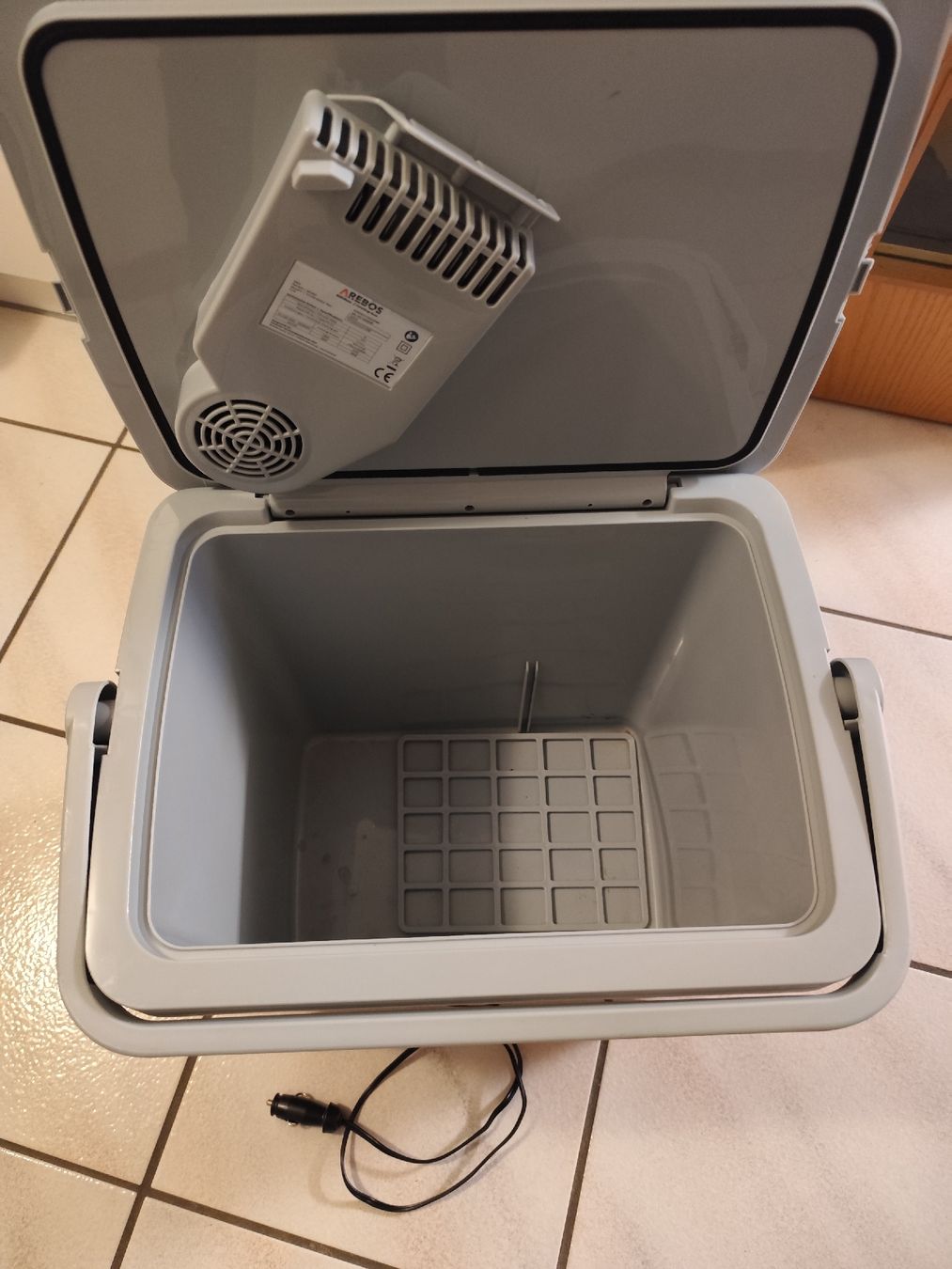 Kühlschränke & Kühlen: Arebos Kühltruhe 25L – Gebraucht aus Sissach von Akimbaro 2