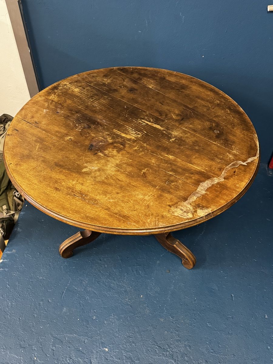 Tavoli: Vintage wooden round table  – Usato da Biel/Bienne venduto da the_f7lj 2