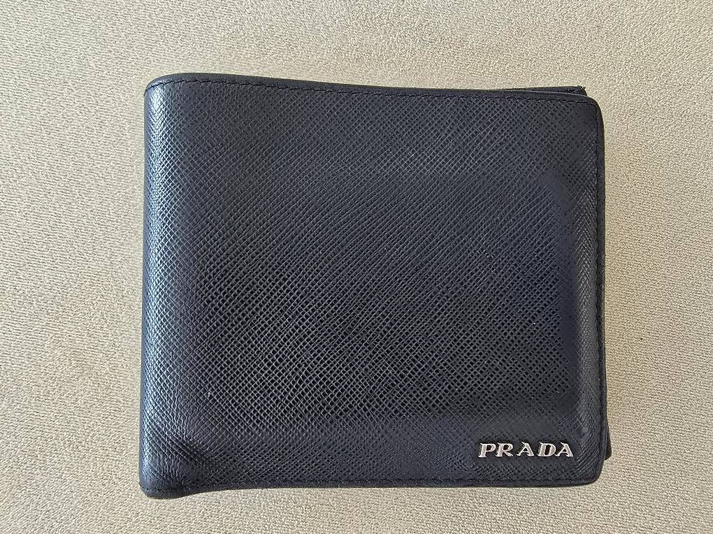 Prada Portafogli: Prada Portemonnaie – Usato da Immensee venduto da Tigerx1