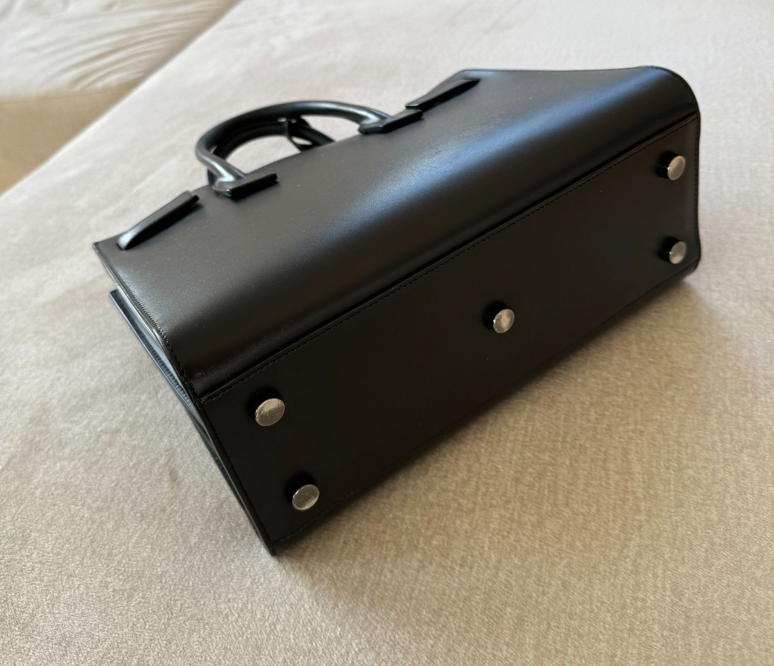 Borse da donna: Saint Laurent Sac de Jour – Usato da Zumikon venduto da nana_5k9m 5