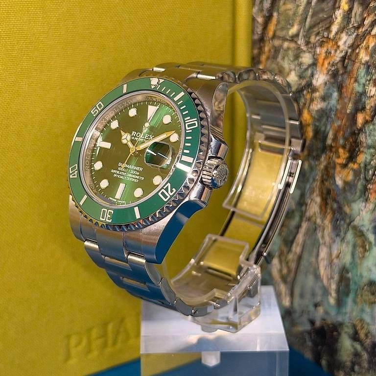 Orologi: Rolex Submariner "Hulk" 116610 LV – Usato da Genève venduto da minty.watches 1