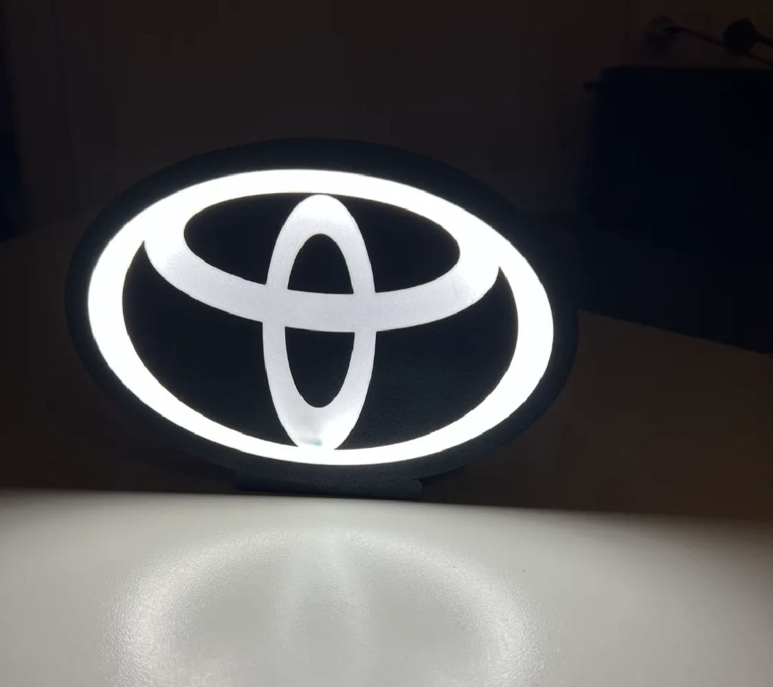 Lampade: Lampe décoration LightBox Toyota – Nuovo (secondo la descrizione) da Noville venduto da Berlusconi55