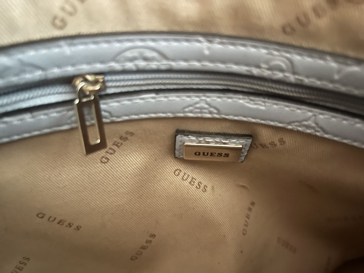 Guess Borse da donna: Guess Handtasche hellblau – Nuovo (secondo la descrizione) da Chur venduto da ropa68 2