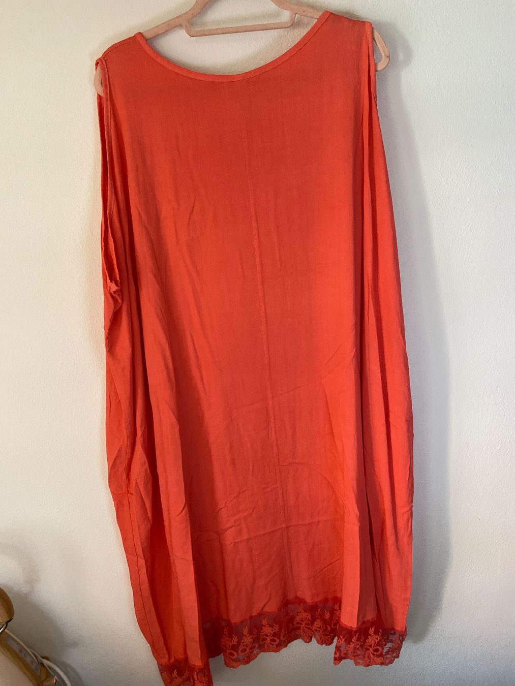 Vestiti: SOMMER KLEID DAMEN -MIT SPITZEN-ROT – Nuovo e nell'imballaggio originale da Meienried venduto da ManuelaBoutique 3