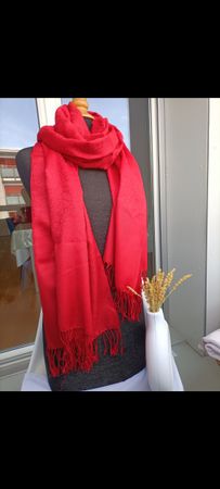 🧣 Écharpe / Châle 100% Cachemire Véritable – Fait Main