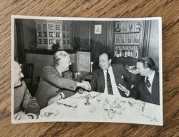 Männertreffen in Zürich, Zunfthaus zur Schneidrrn?