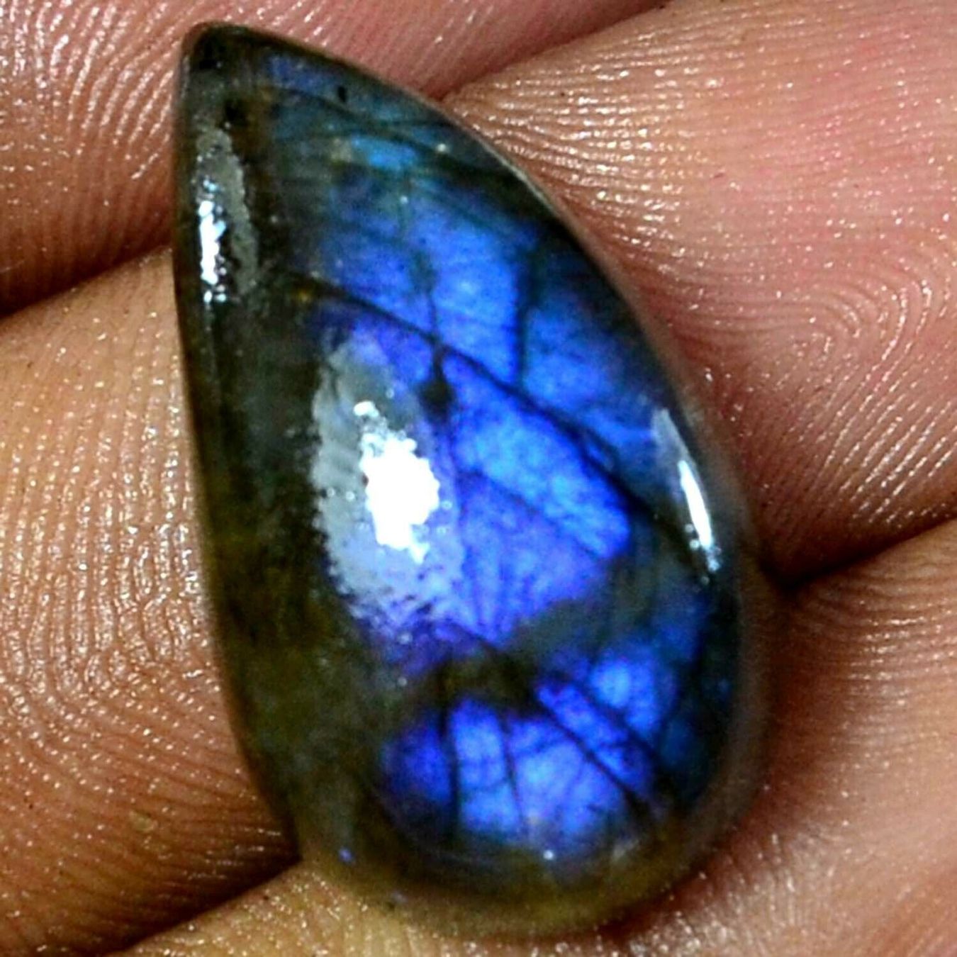 Pietre preziose: Labradorit 28.10 ct IF blaues Freiform – Nuovo e nell'imballaggio originale da zuerich venduto da Jewlsdesign