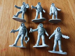6 Astronauten Figuren, Vintage Deko für Sammler, Rarität