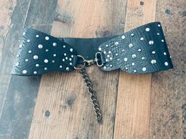 Leather belt