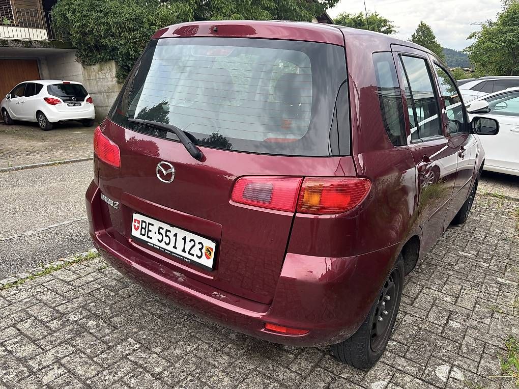 Mazda Autos: Mazda 2 1.4 ab MFK – Gebraucht aus Madiswil von o8v8i 1
