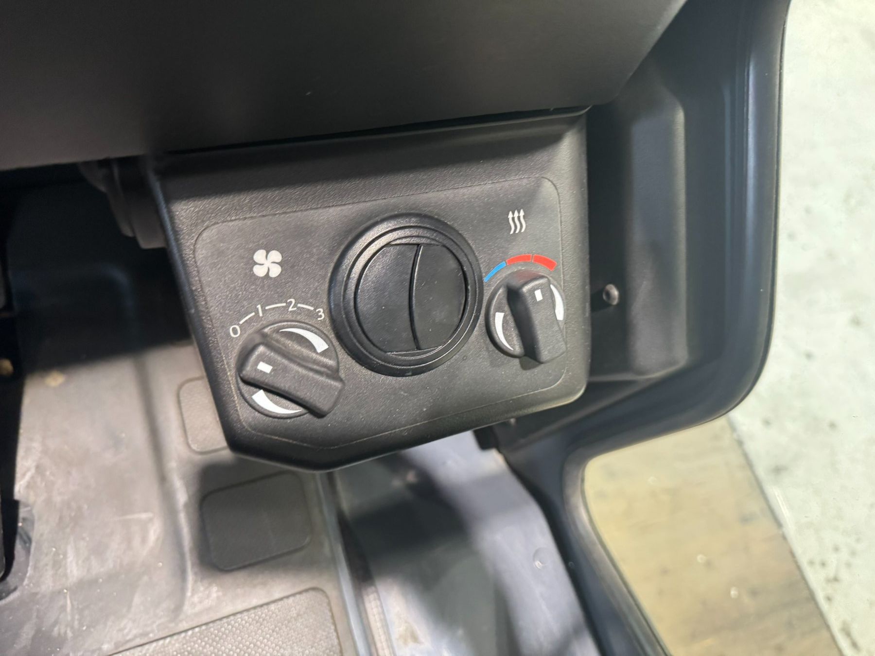 Toyota Carrelli elevatori e a forche: Toyota Elektrostapler 3.0T , Gabelstapler, Stapler – Usato da Egliswil venduto da Raser76 3