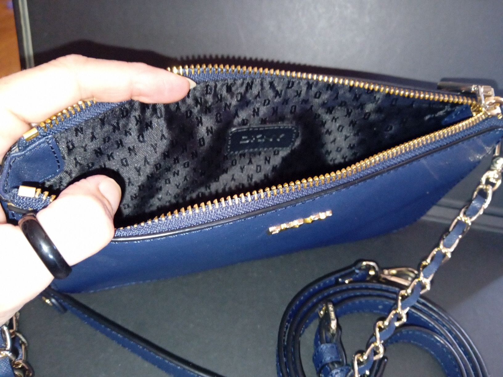 DKNY Borse da donna: DKNY borsa/pochette blu  – Usato da Biasca venduto da Old_6blh 3