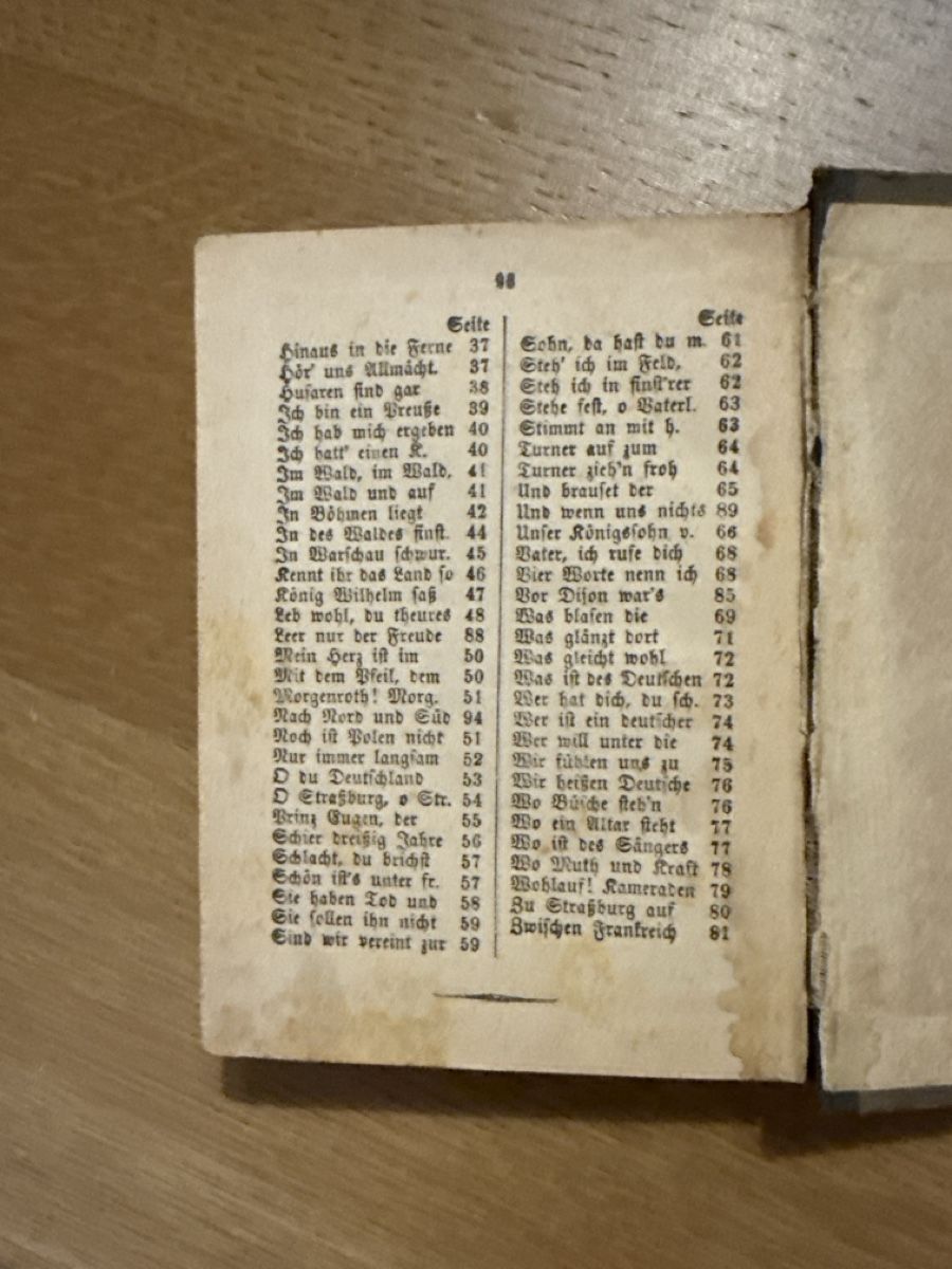 Libri: Antikes Volksliederbuch  – Usato da Neuhausen venduto da DELY 3