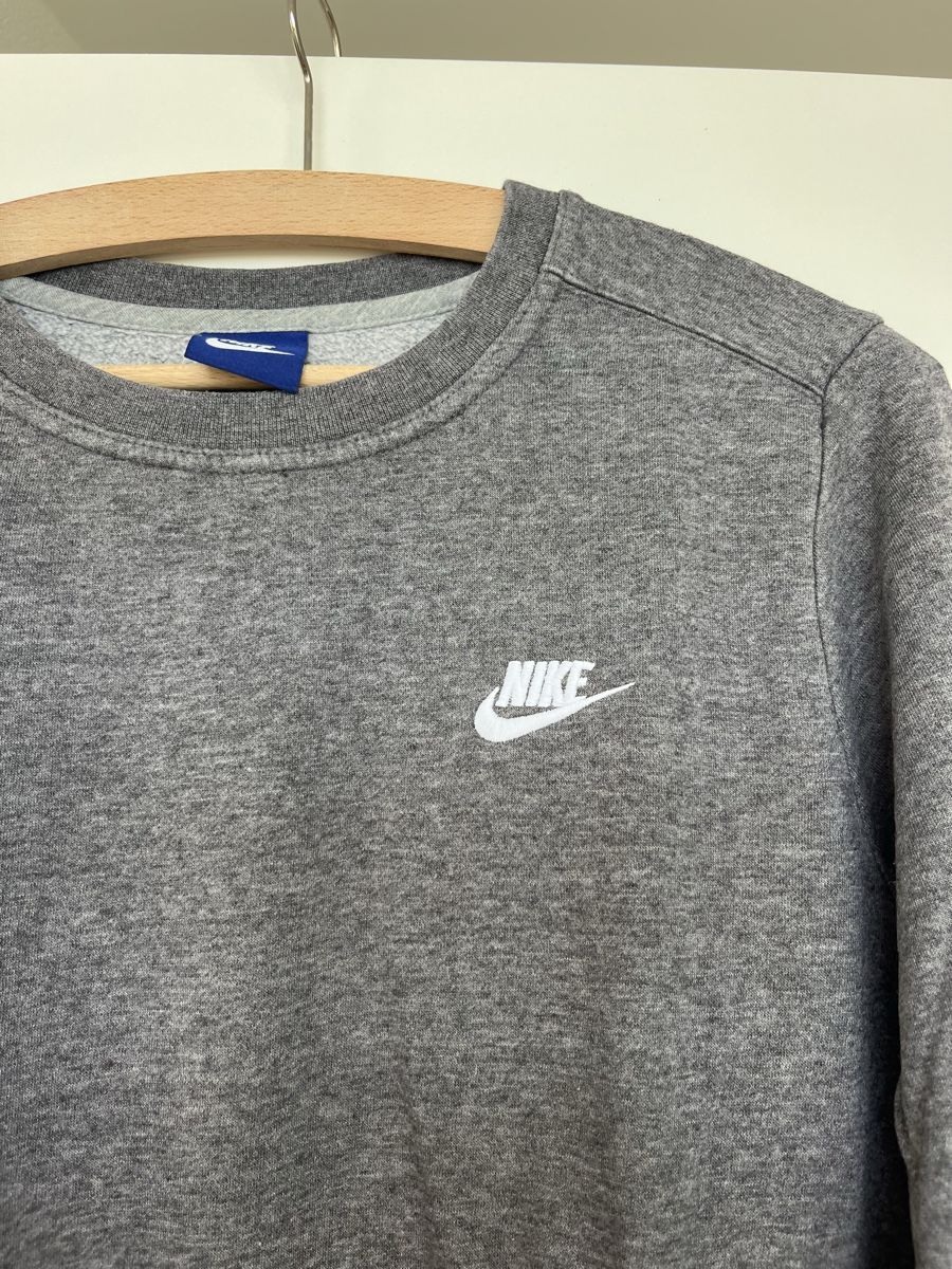 Nike Pullover & Sweatshirts: Pull-over Nike  – Gebraucht aus Neuchâtel von Ariane_vn00 1