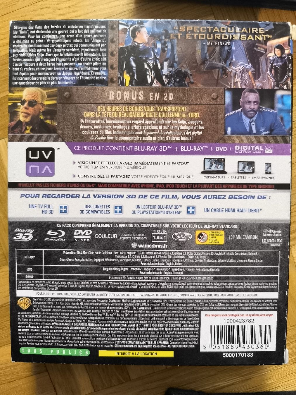 Alle DVDs: Pacific rim 3d – Gebraucht aus Penthalaz von Panzerwagen 1