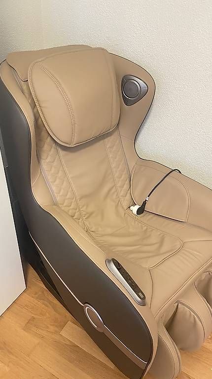 Poltrone: Massagesessel mit LEDs & Bluetooth - Kunstleder - Beige  – Usato da Rickenbach b. Wil venduto da rin_ffn9 2