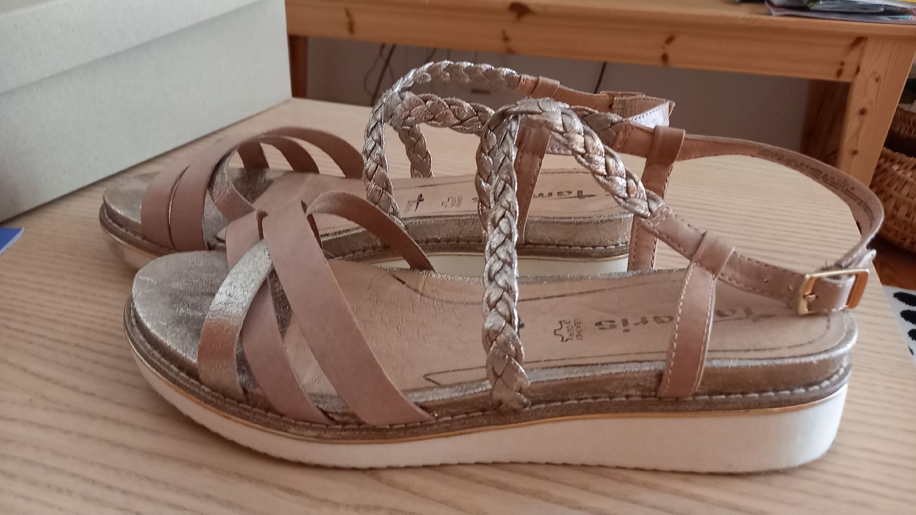 Tamaris Scarpe da donna: Tamaris Sandalen Leder Grösse 41  – Usato da St. Gallen venduto da Otterndorf 1