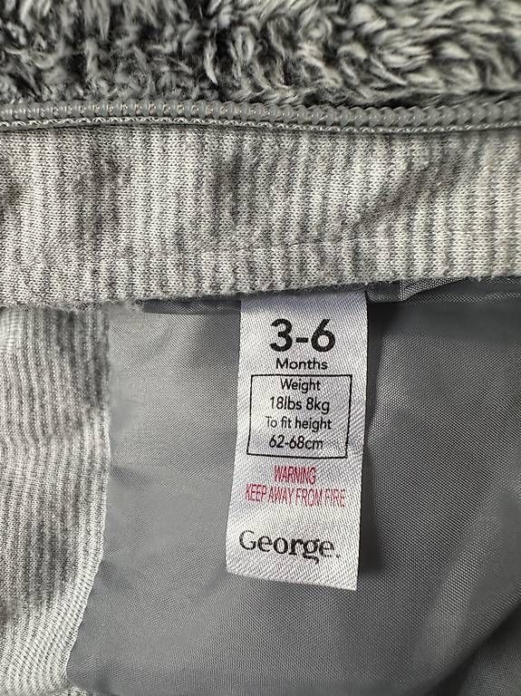 Pagliaccetti: Kinderbekleidung – Usato da Eschenbach LU venduto da tan_qd5w 3