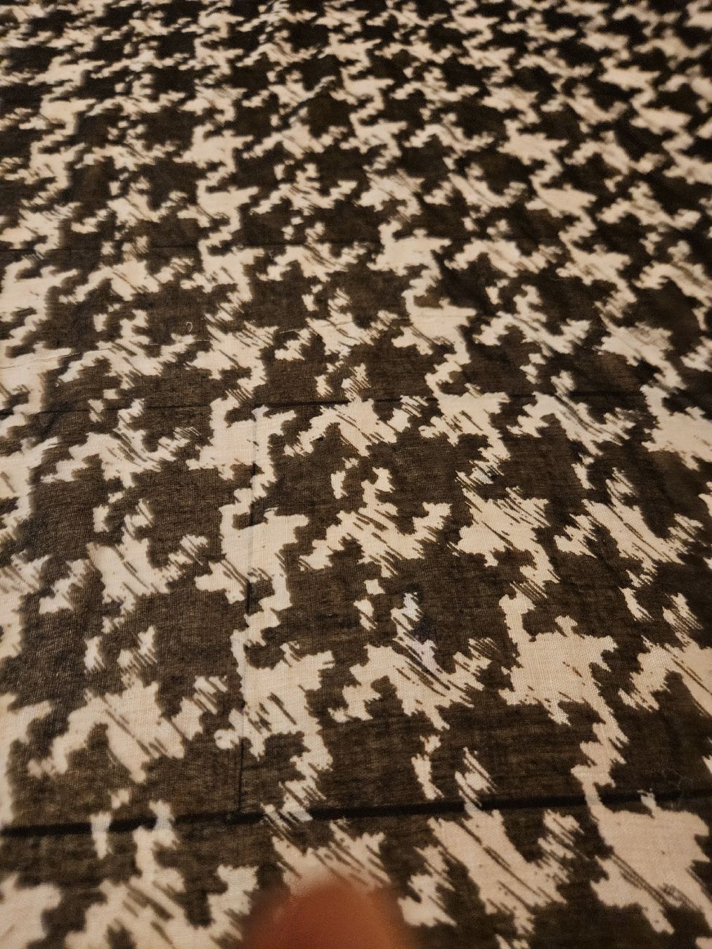Foulard & Sciarpe: Écharpe élégante motif pied-de-poule – Usato da Mühleberg venduto da Eliboub 2