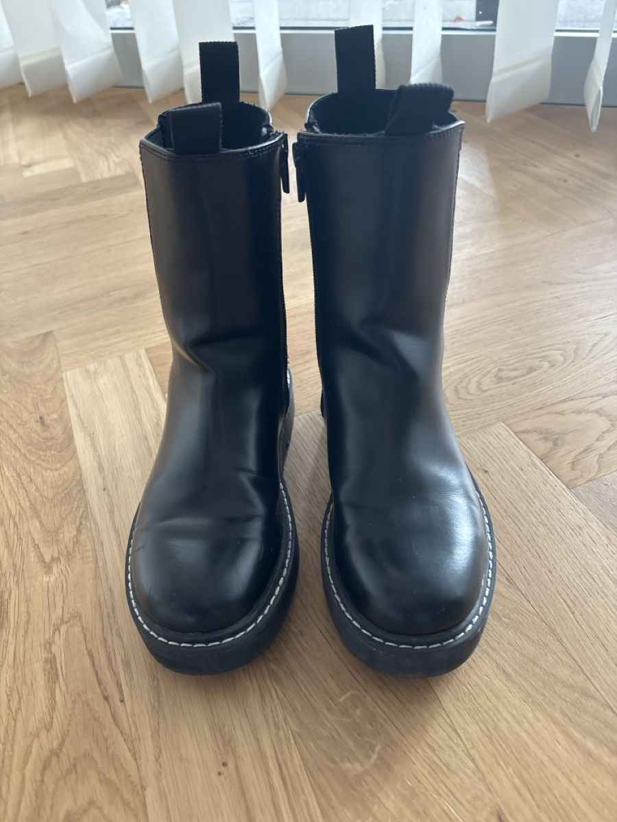 H&M Scarpe per ragazze: Boots von H&M, Grösse 34 – Usato da Wohlen AG venduto da Michi761 3