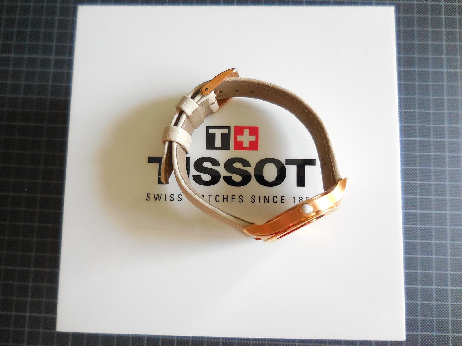 Tissot Orologi: TISSOT Bella Ora, quarz – Nuovo e nell'imballaggio originale da Waldstatt venduto da 37bernhard79 2