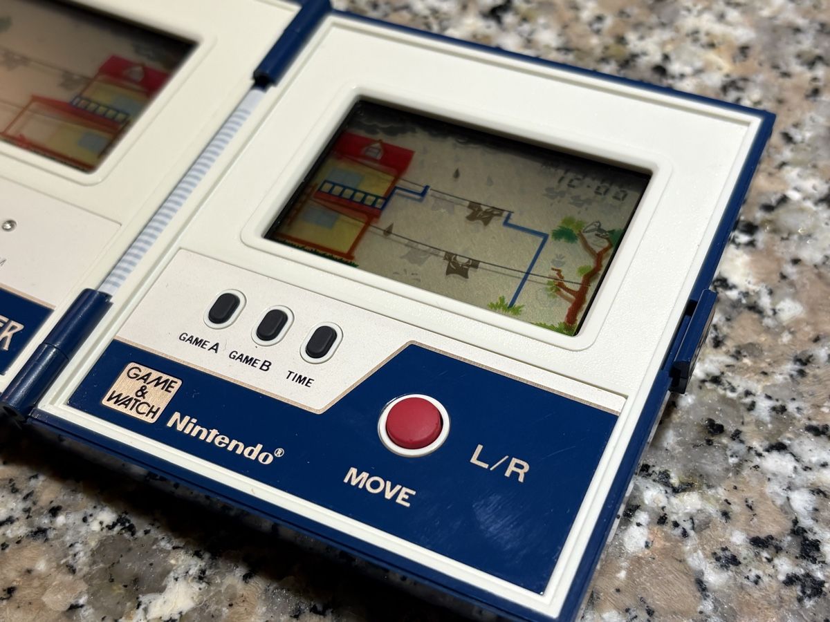 Nintendo Giochi: Rares Nintendo Rain Shower Game & Watch Multi Screen – Usato da Attiswil venduto da Samantil 9