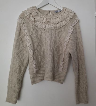 ZARA Strickpullover mit Spitze, Grösse S/M, Top Zustand!