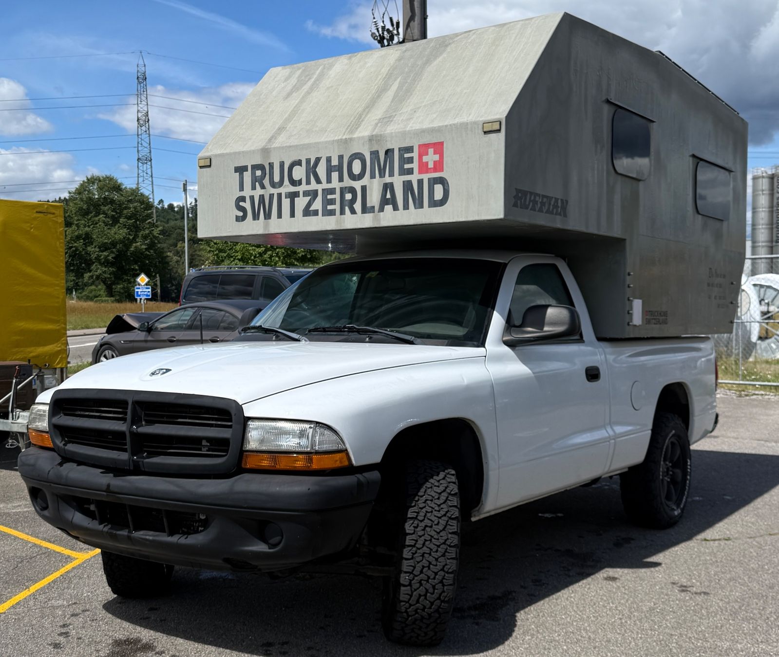 Dodge Veicoli da campeggio: Dodge Dakota mit Wohnkabine ab 1.- – Usato da Kleindöttingen venduto da ABC_Pneu 1