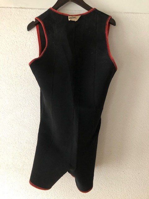 Completi: Neopren-Anzug "Shorty" RONNY, Gr. M – Usato da Frauenfeld venduto da Nuss620 6