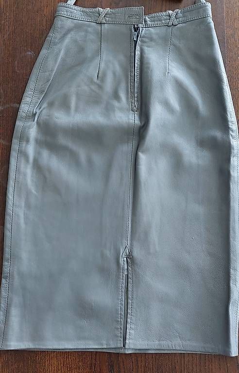 Gonne: Jupe en cuir vintage "Swiss Leather Diffusion", taille 36... – Usato da Courtelary venduto da Chauvesouris 2