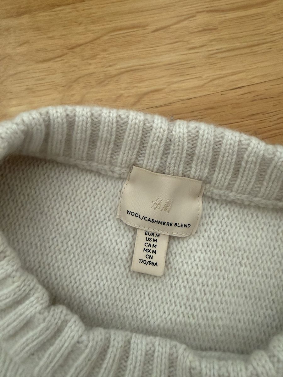H&M Pullover & Sweatshirts: H&M Pullover | Gr. M | Cashmere Wool Blend – Gebraucht aus Zürich von Cliviaserena 3