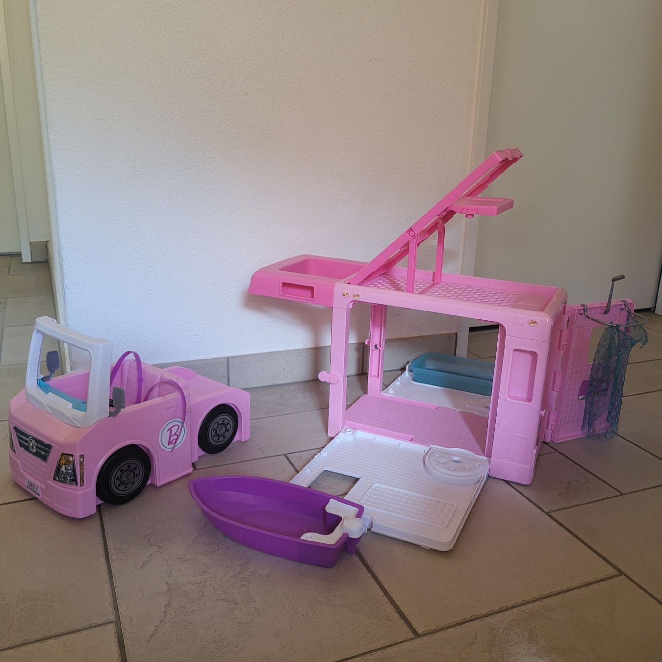 Giocattoli: Barbie Wohnmobil Camper Traumvilla – Usato da Arth venduto da BaMiLiScH 2