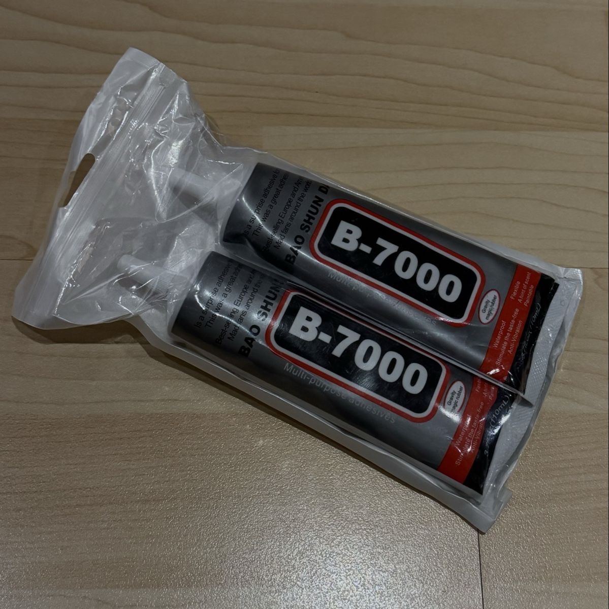 Sticker: 2x B-7000 Universal Kleber, neu – Nuovo e nell'imballaggio originale da Tuggen venduto da jess_gls06