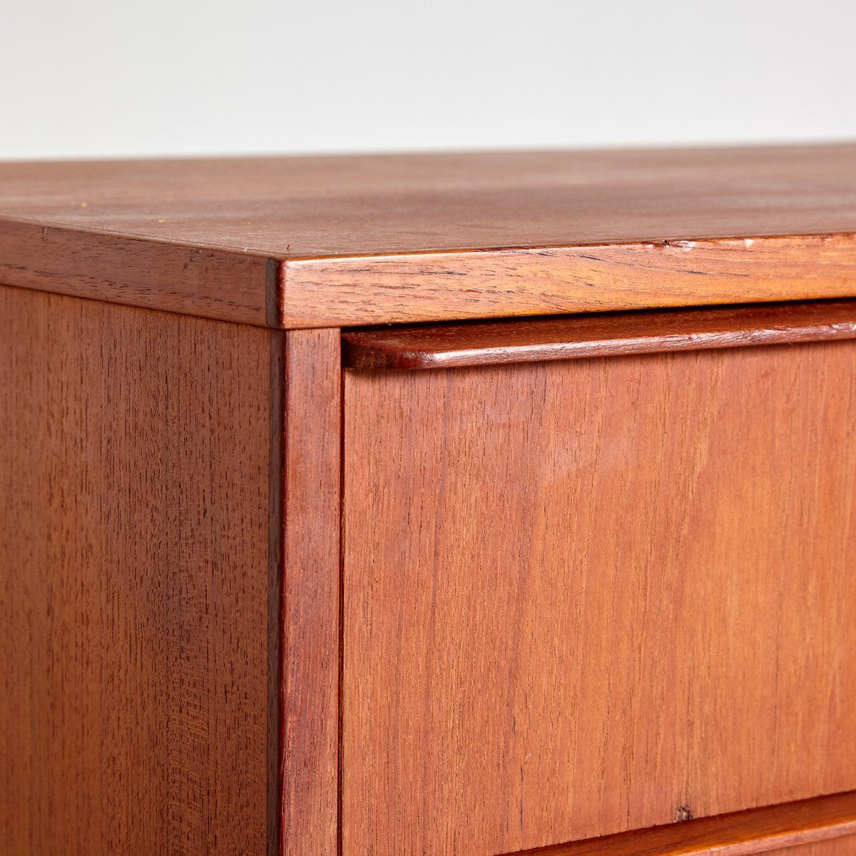 Cassettiere: Dänische Kommode aus Teak, 1960er – Usato da Zürich venduto da drachill 2