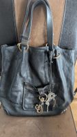 Black Leather Chloé Bag - Perfect Autumn & Winter Accessory!