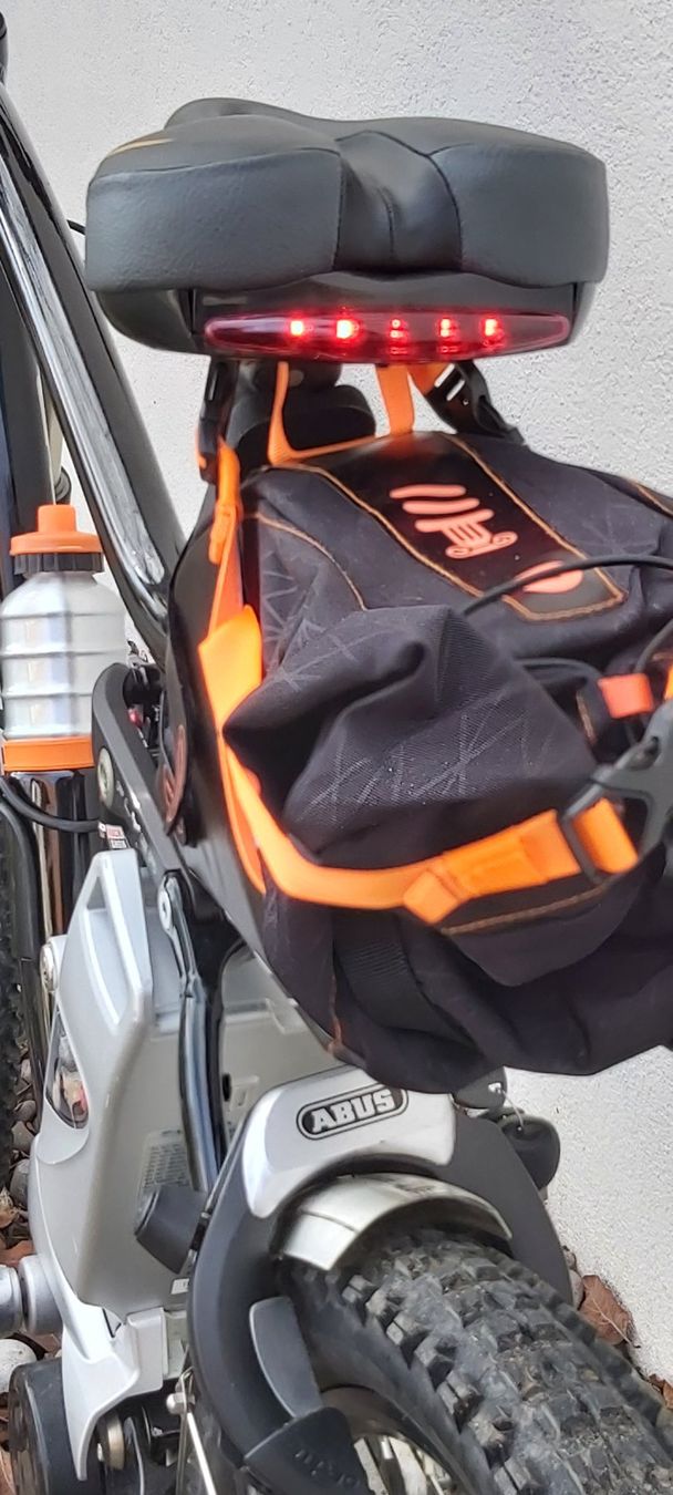 Flyer Biciclette: Flyer e Bike xt mtb Fully 25 Kmh. – Usato da Merzligen venduto da titolon 6